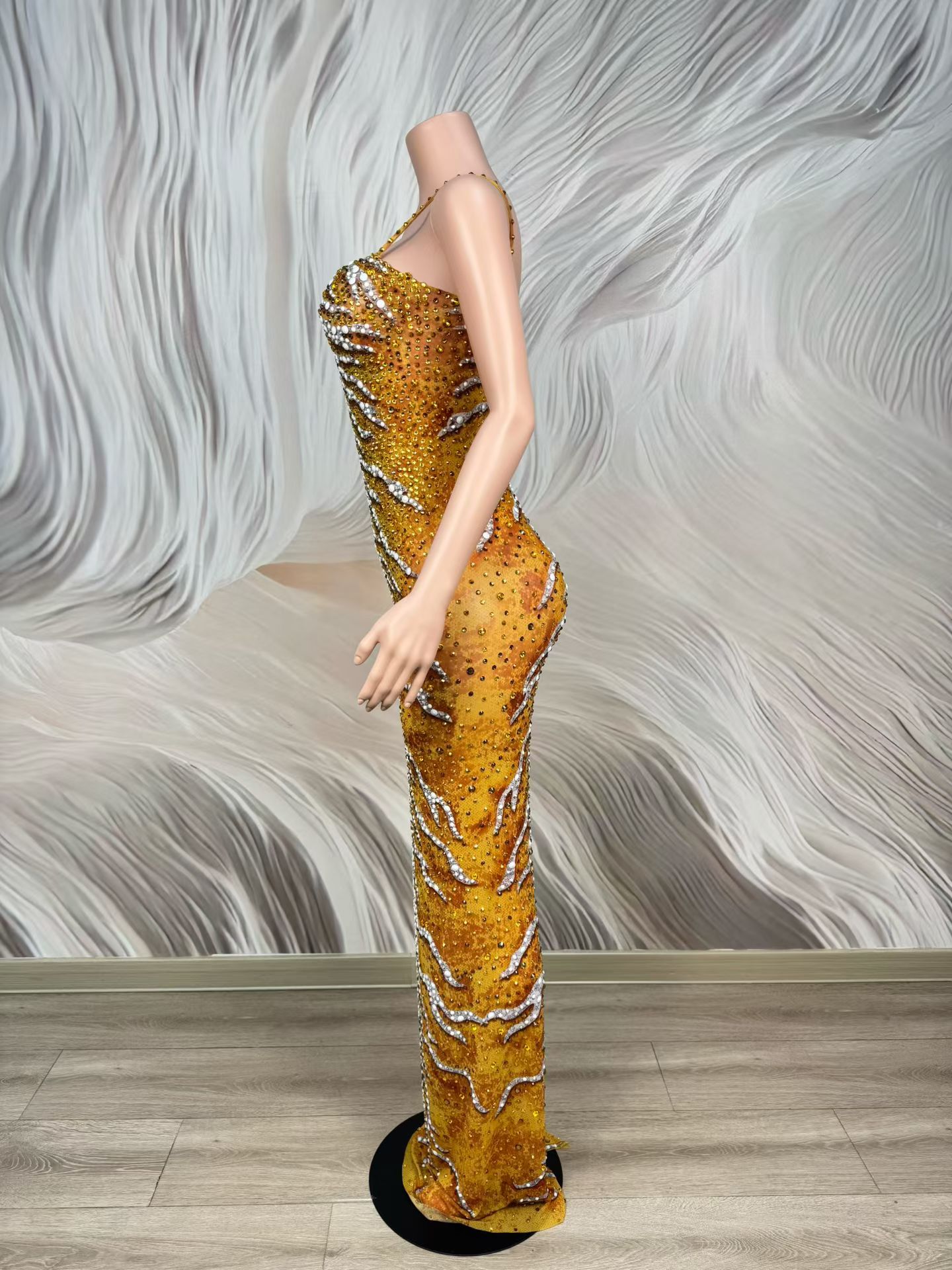 Luksusowe, błyszczące sukienki – Sparkly Rhinestone Club Party Dress recenzja i cena